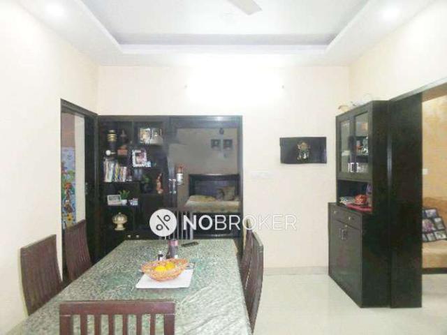 Flat for rent in Deri