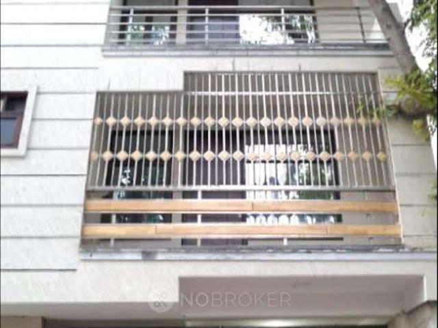 Flat for rent in South Delhi, Deri