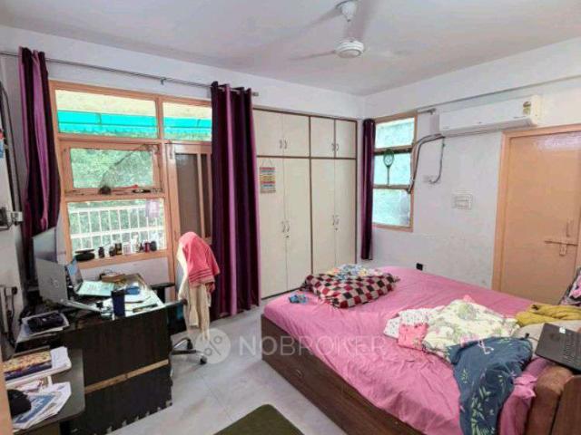 Flat for sale in South West Delhi, Deri