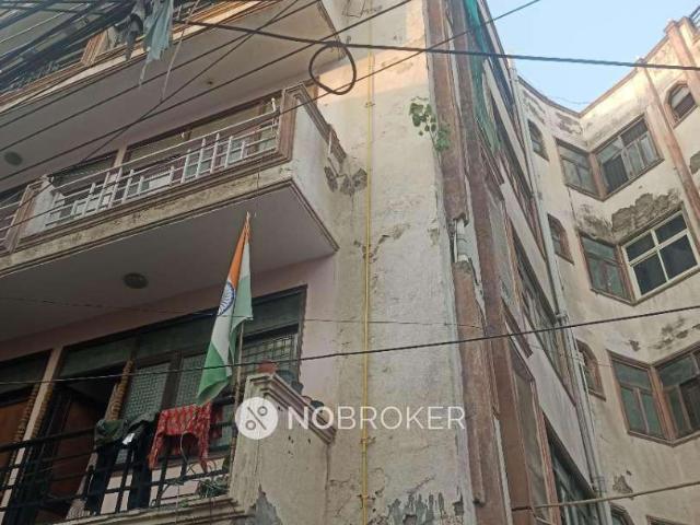 Flat for sale in South Delhi, Deri