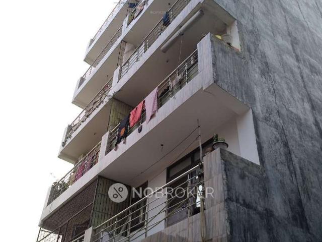 Flat for rent in North West Delhi, Deri