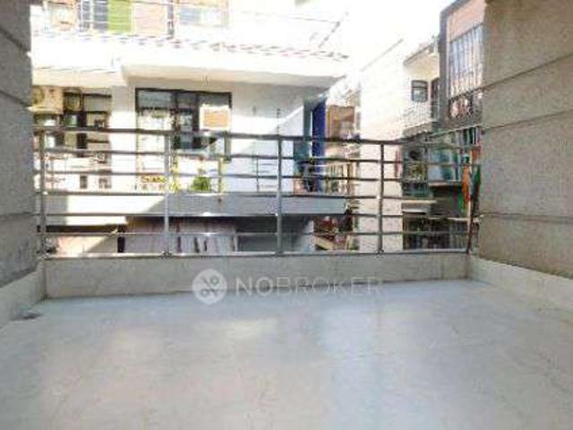 Flat for rent in South Delhi, Deri