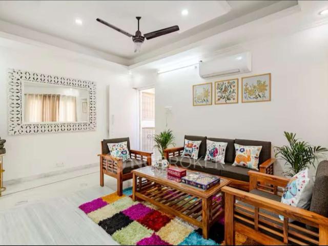 Flat for rent in Deri