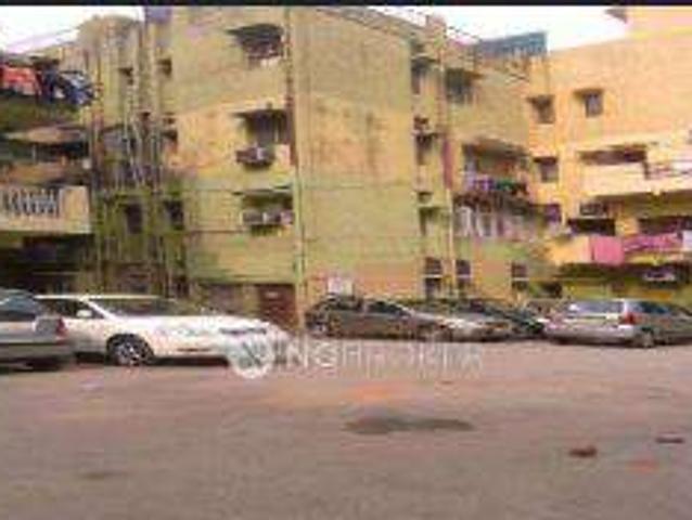 Flat for rent in West Delhi, Deri