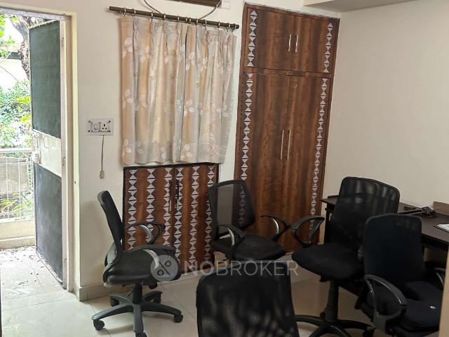 Flat for sale in South West Delhi, Deri
