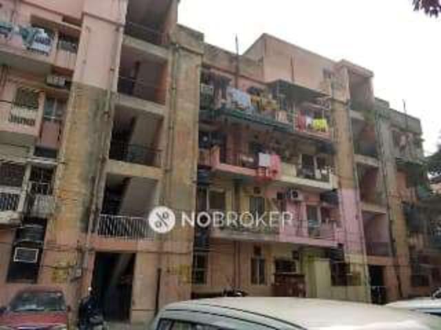 Flat for sale in West Delhi, Deri