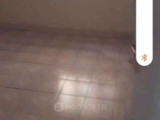 Flat for rent in Deri
