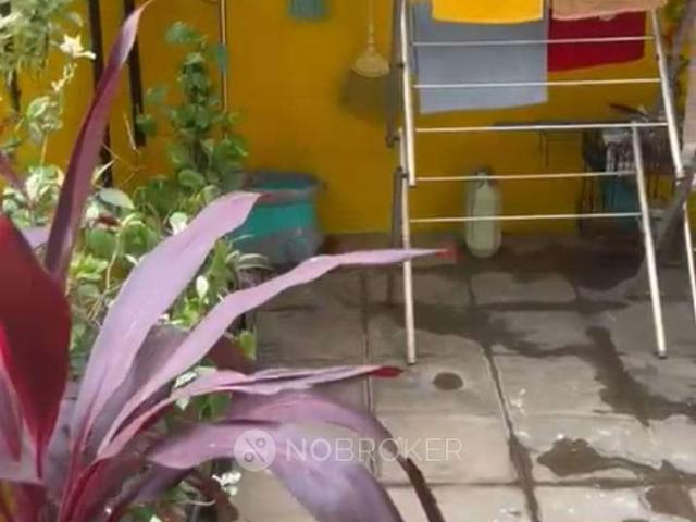 Flat for rent in Deri