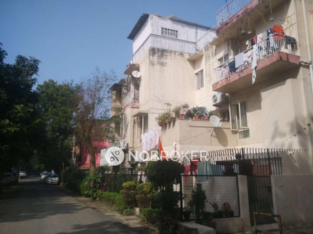 Flat for rent in South Delhi, Deri