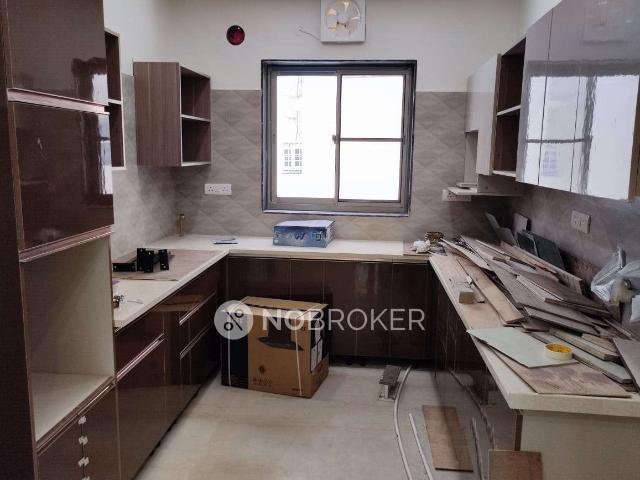 Flat for rent in Deri