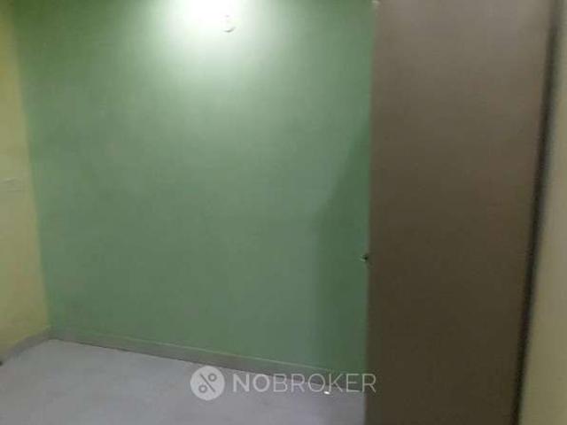 Flat for sale in South West Delhi, Deri