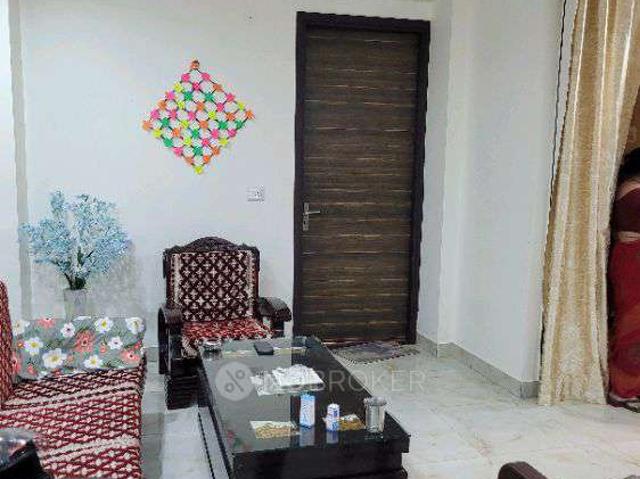 Flat for sale in South West Delhi, Deri