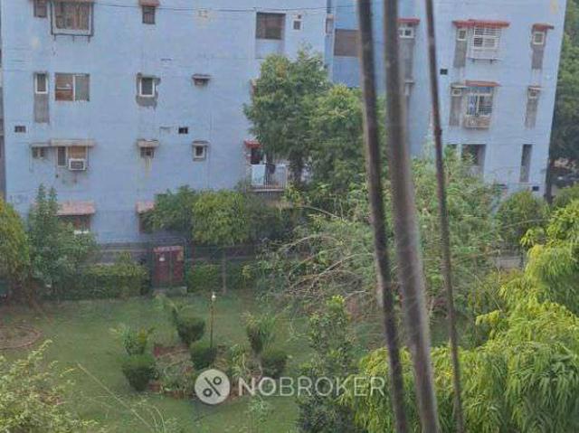 Flat for rent in East Delhi, Deri