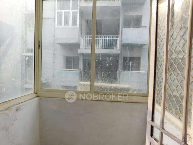 Flat for rent in South West Delhi, Deri