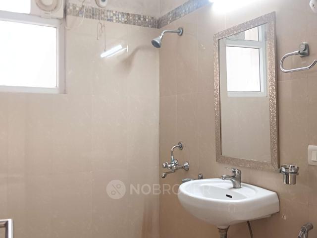 Flat for rent in Hariana