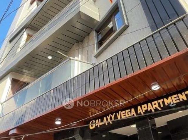 Flat for sale in West Delhi, Deri
