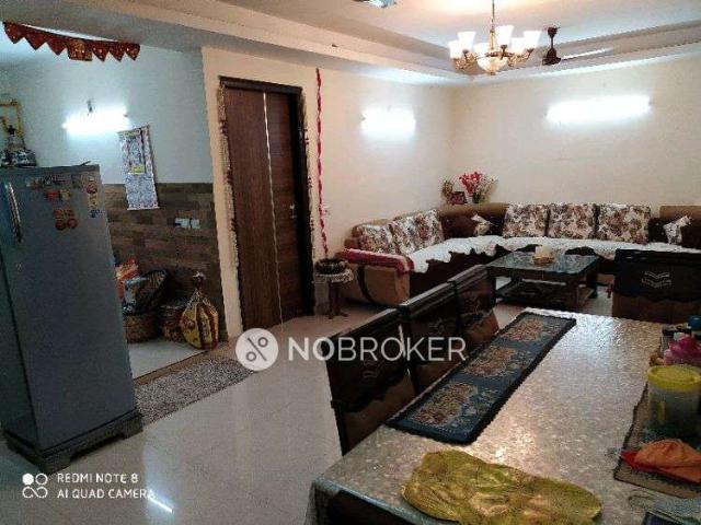 Flat for rent in Deri