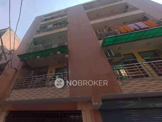 Flat for rent in West Delhi, Deri