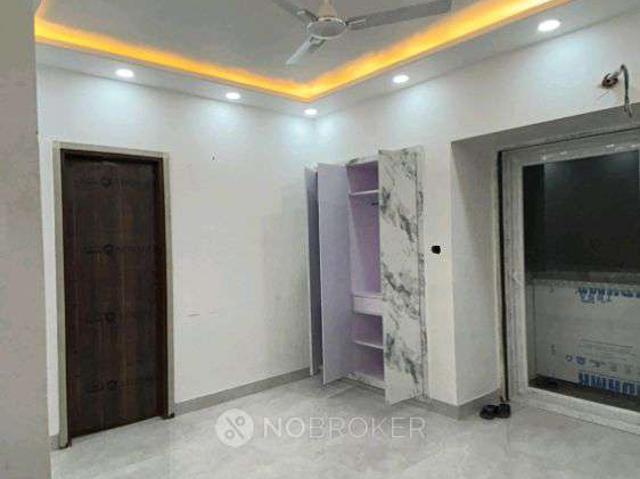 Flat for rent in West Delhi, Deri