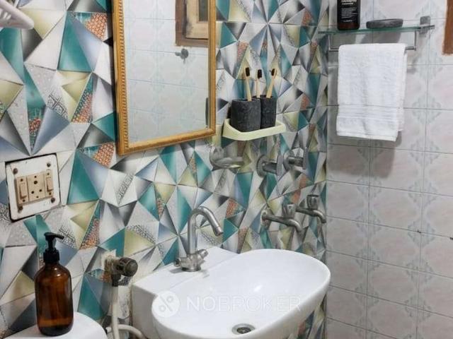 Flat for rent in West Delhi, Deri
