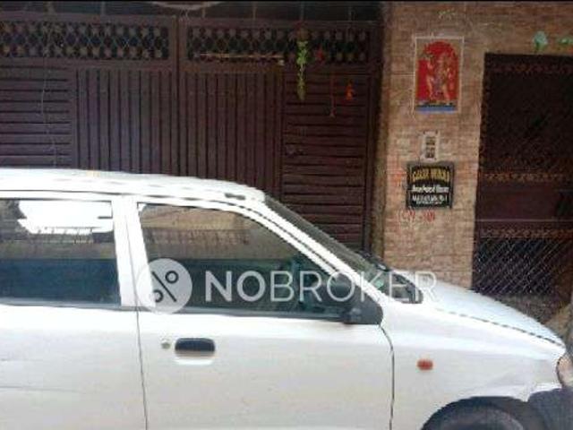 Flat for sale in South West Delhi, Deri