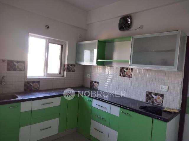 Flat for sale in Prashanth Nagar, Bandlaguda Jagir