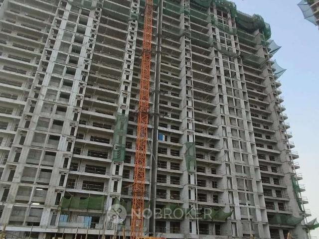 Flat for sale in Jhatta, Noida