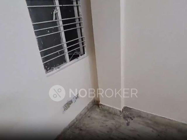Flat for rent in Deri