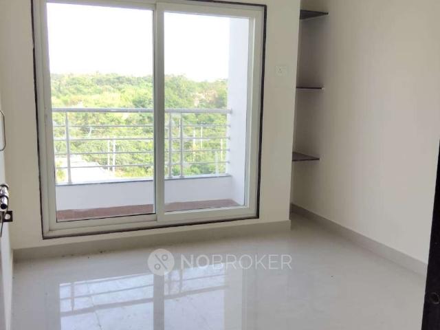 Flat for sale in Ranga Reddy, Narsingi