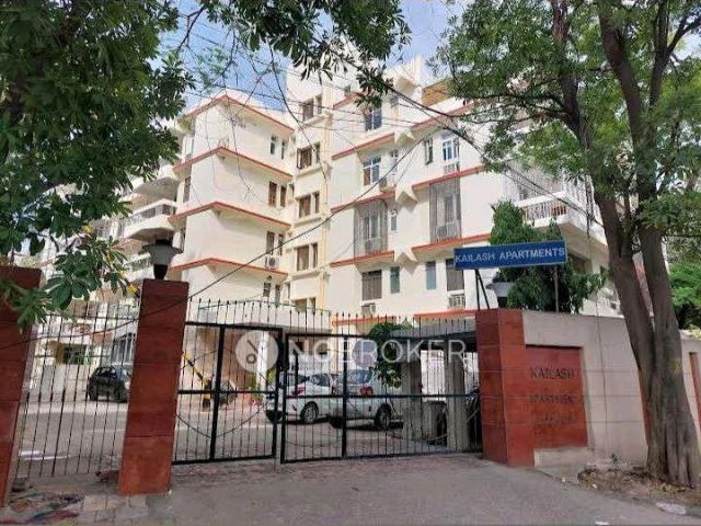 Flat for sale in Deri