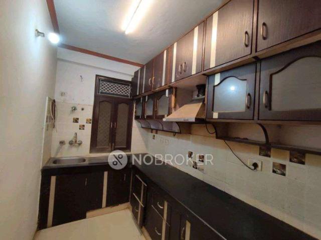 Flat for rent in West Delhi, Deri