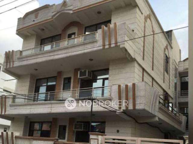 Flat for rent in Hariana