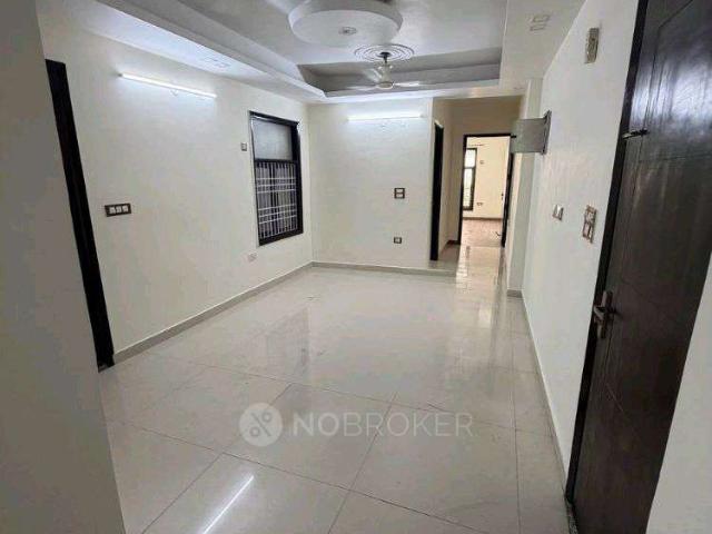Flat for rent in South Delhi, Deri