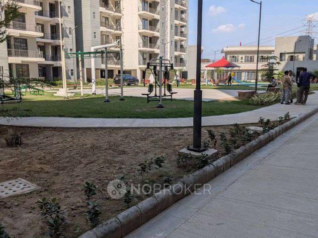 Flat for rent in Hariana