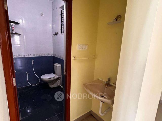 Flat for rent in Perumbakkam, Tamil Nadu