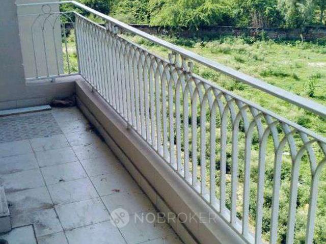 Flat for rent in Murshadpur, Gautam Buddha Nagar