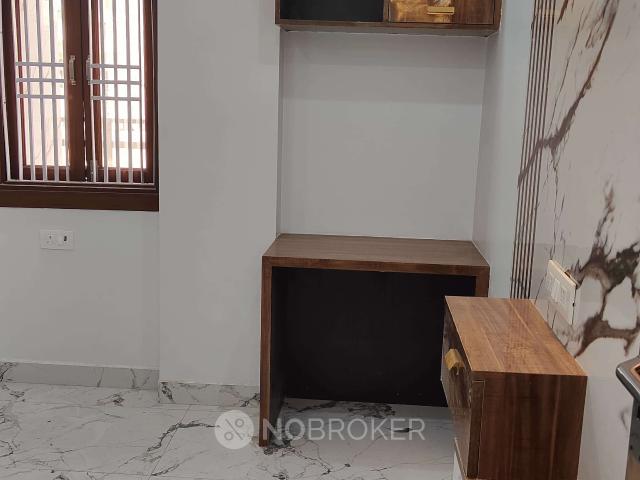 Flat for rent in Mohan Garden, Delhi