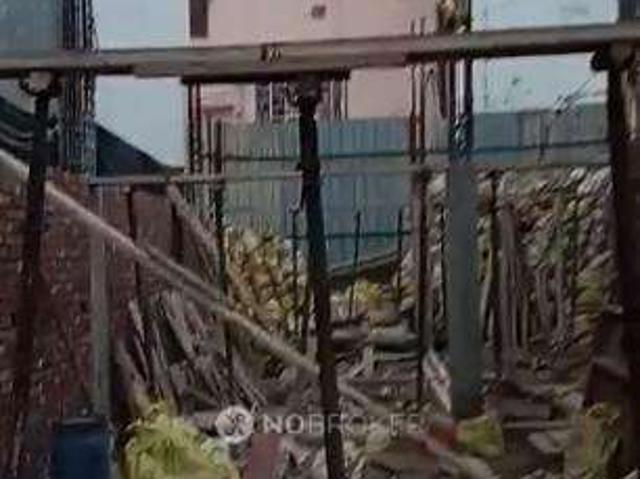Flat for sale in West Delhi, Deri