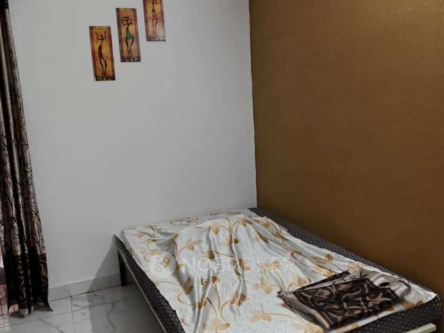 Flat for rent in South Delhi, Deri