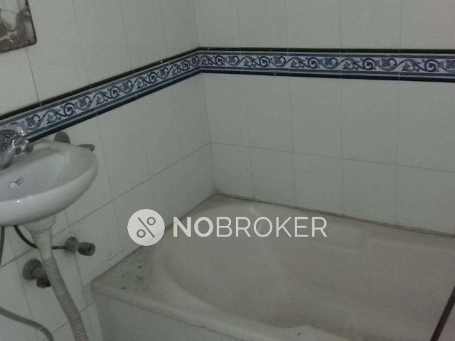 Flat for rent in North Delhi, Deri