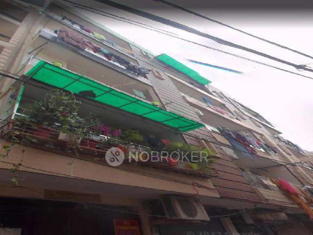 Flat for sale in South West Delhi, Deri