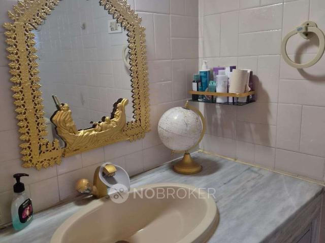 Flat for sale in Kodambakkam, Tamil Nadu