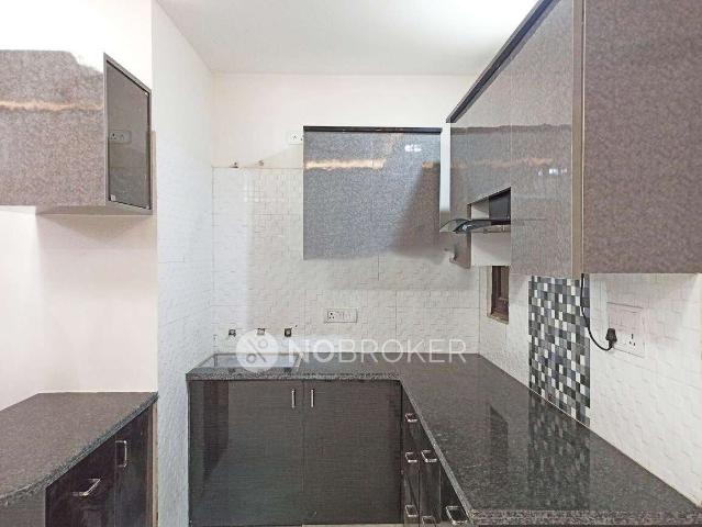 Flat for rent in Sector 7, Gurugram