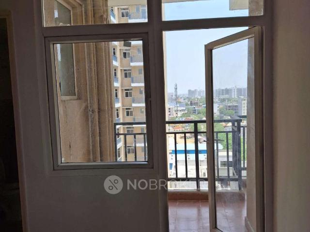 Flat for rent in Hariana