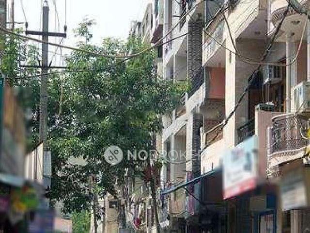 Flat for sale in West Delhi, Deri