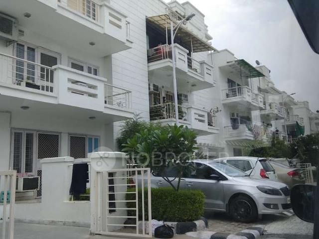 Flat for rent in Hariana