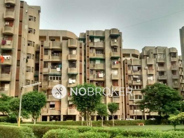Flat for sale in South West Delhi, Deri