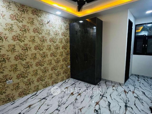 Flat for sale in South West Delhi, Deri