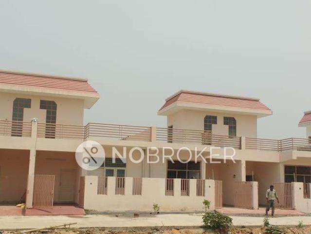 Flat for rent in Gautam Buddha Nagar, Uttar Pradesh