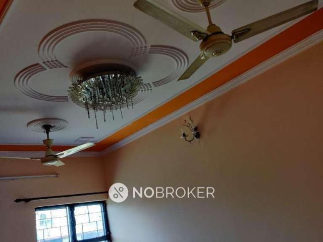 Flat for rent in East Delhi, Deri